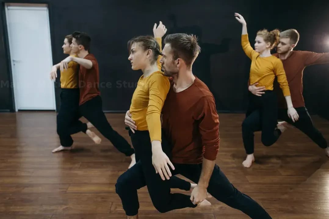 What to Expect in Your First Dance Class at Maple Motion